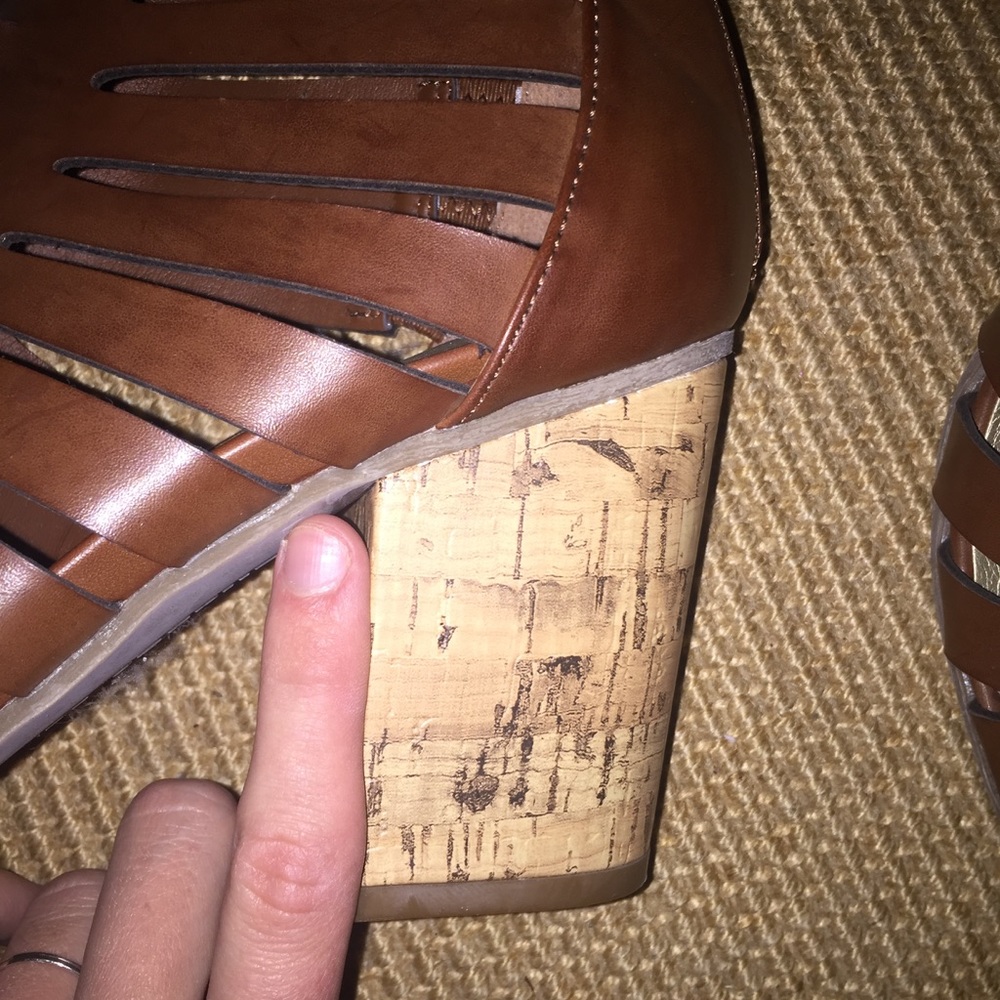 Peep Toe Cork Heels Brown vegan leather Wedges - Picture 5 of 7